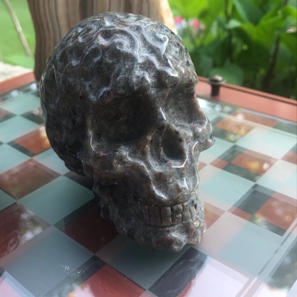 Natural Yooperlite Hand Carved Skull - Picture 5 of 11